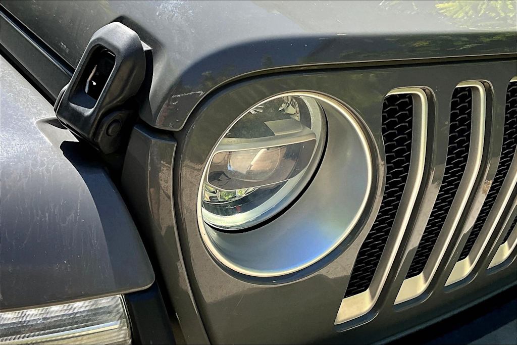 Thumbnail: 2020 Jeep Wrangler - 32