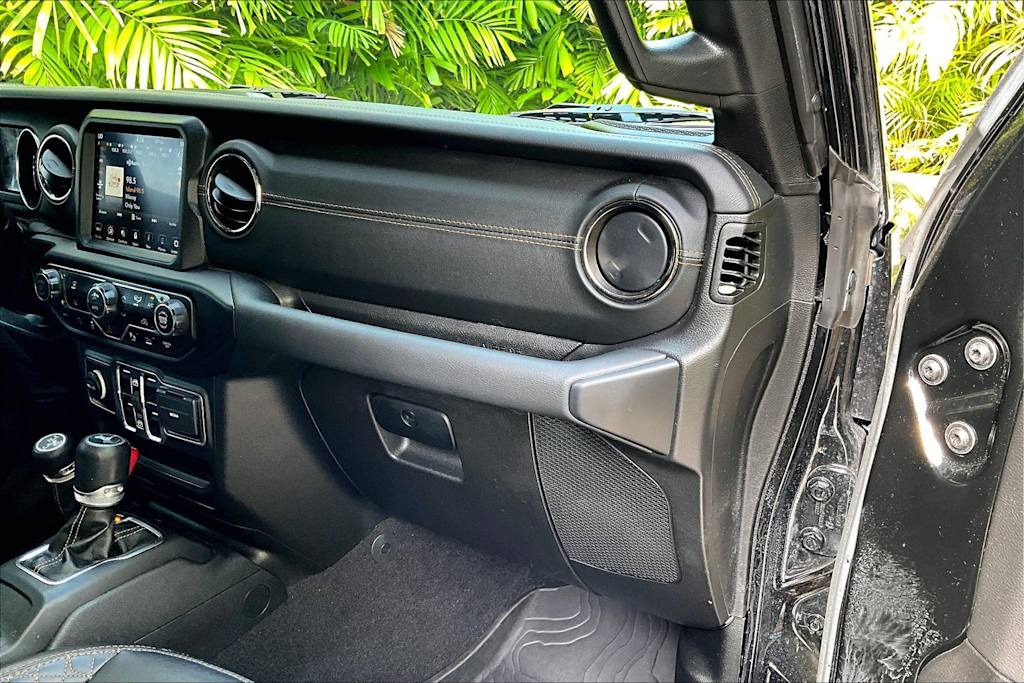 Thumbnail: 2023 Jeep Wrangler - 24