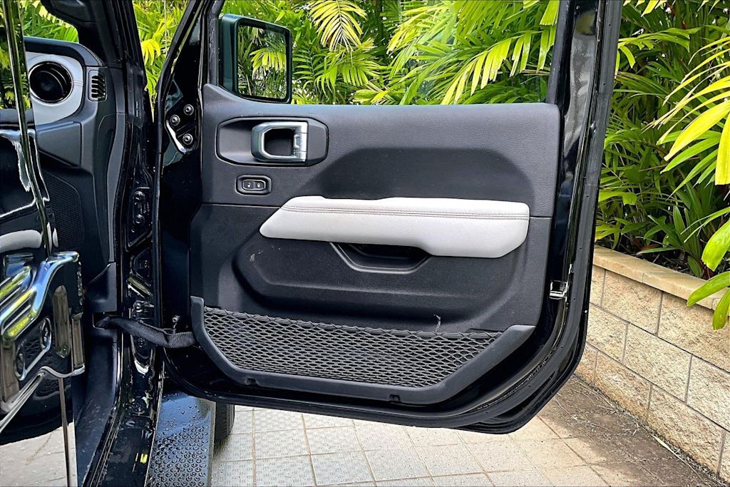 Thumbnail: 2023 Jeep Wrangler - 28