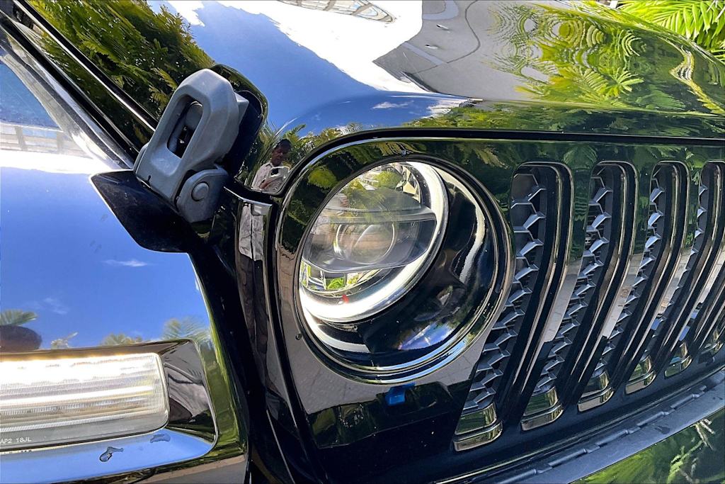 Thumbnail: 2023 Jeep Wrangler - 31