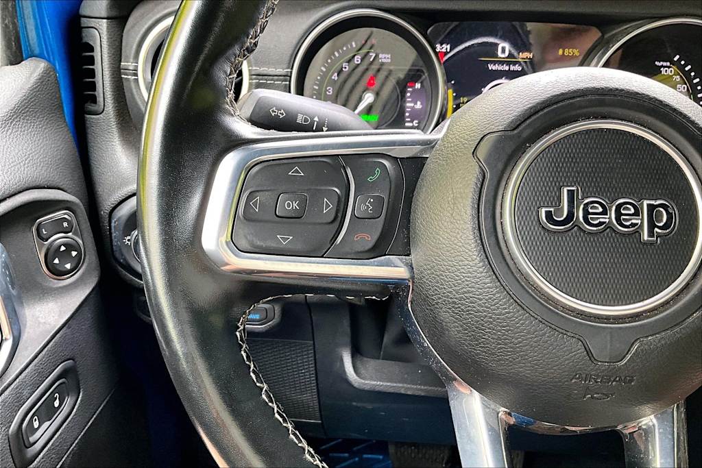 Thumbnail: 2022 Jeep Wrangler - 25