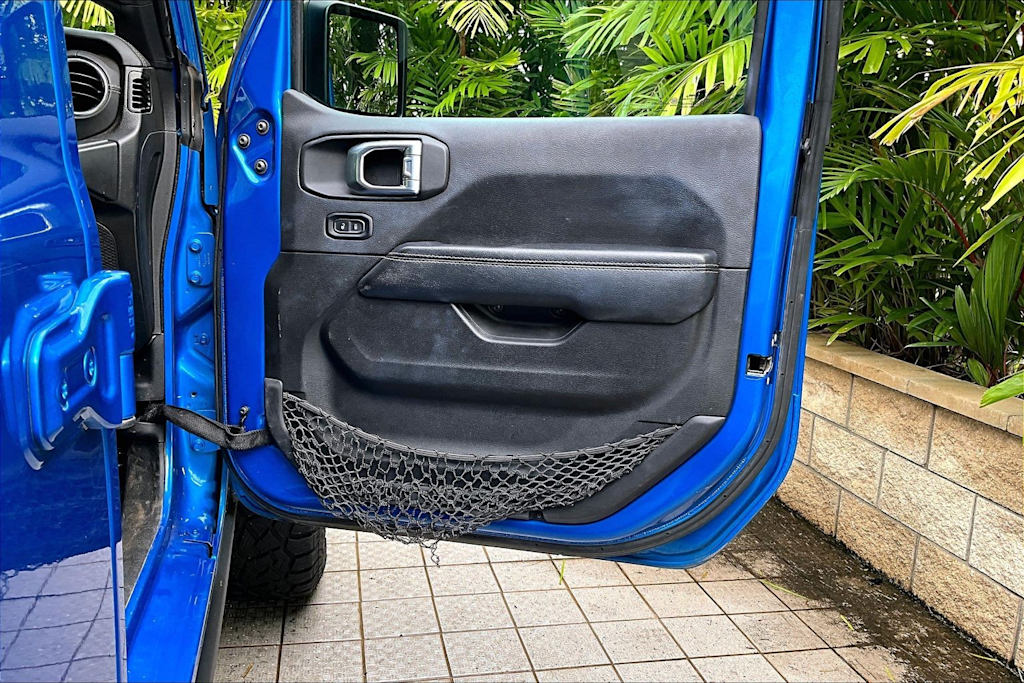 Thumbnail: 2022 Jeep Wrangler - 28