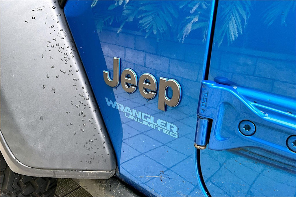 Thumbnail: 2022 Jeep Wrangler - 7