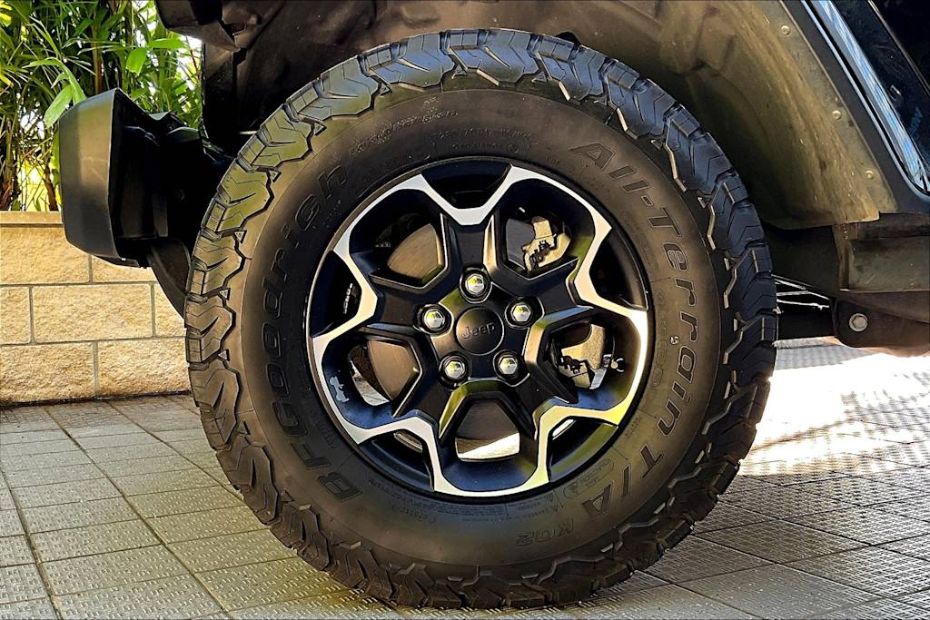 Thumbnail: 2021 Jeep Wrangler - 7