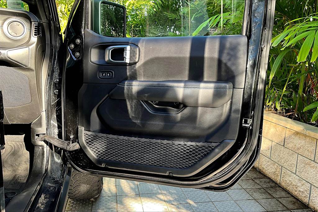 Thumbnail: 2021 Jeep Wrangler - 28