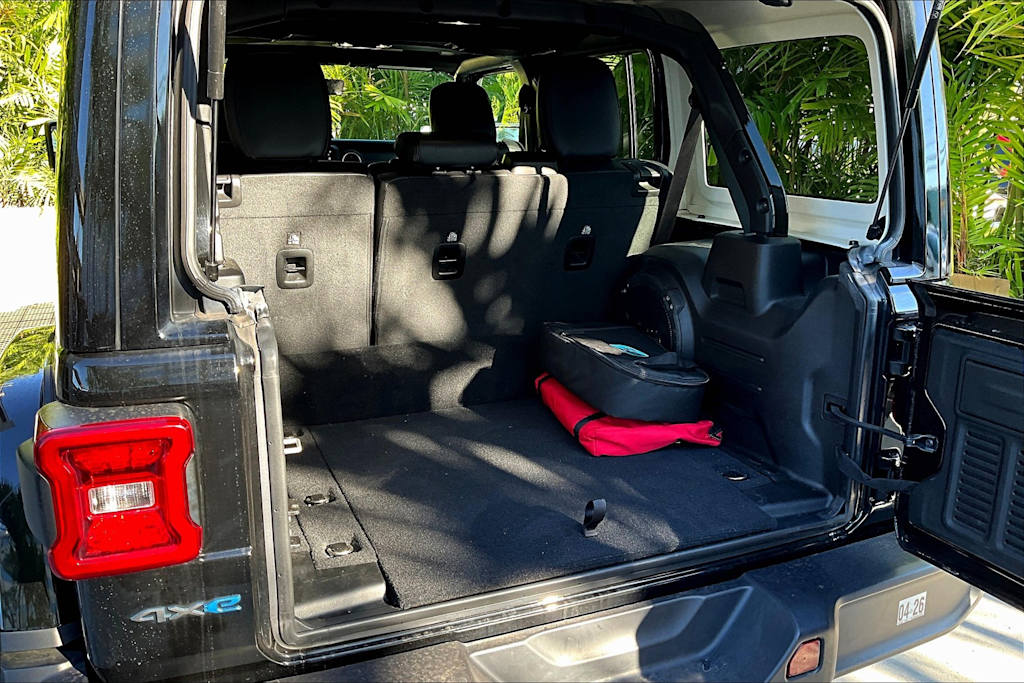 Thumbnail: 2021 Jeep Wrangler - 20