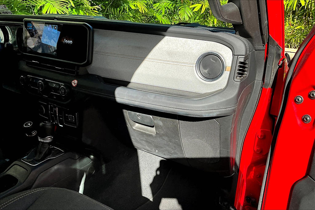 Thumbnail: 2024 Jeep Wrangler - 25