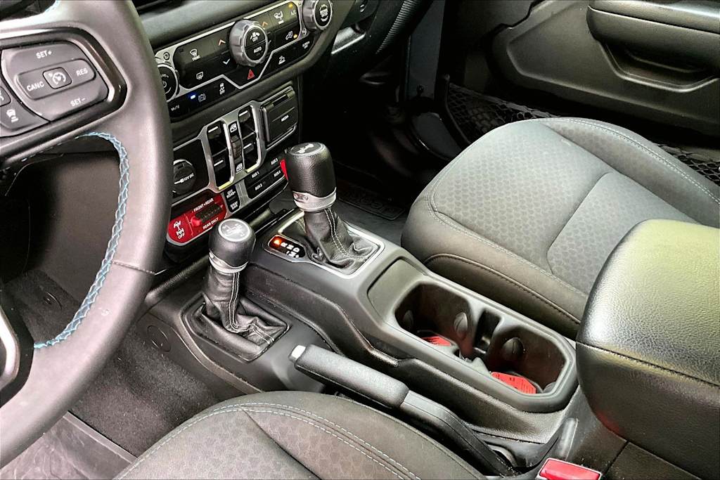 Thumbnail: 2024 Jeep Wrangler - 17
