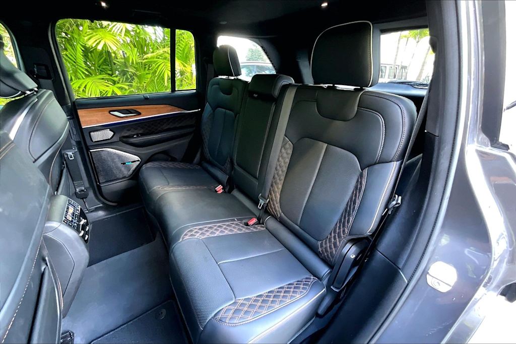 Thumbnail: 2022 Jeep Grand Cherokee - 29
