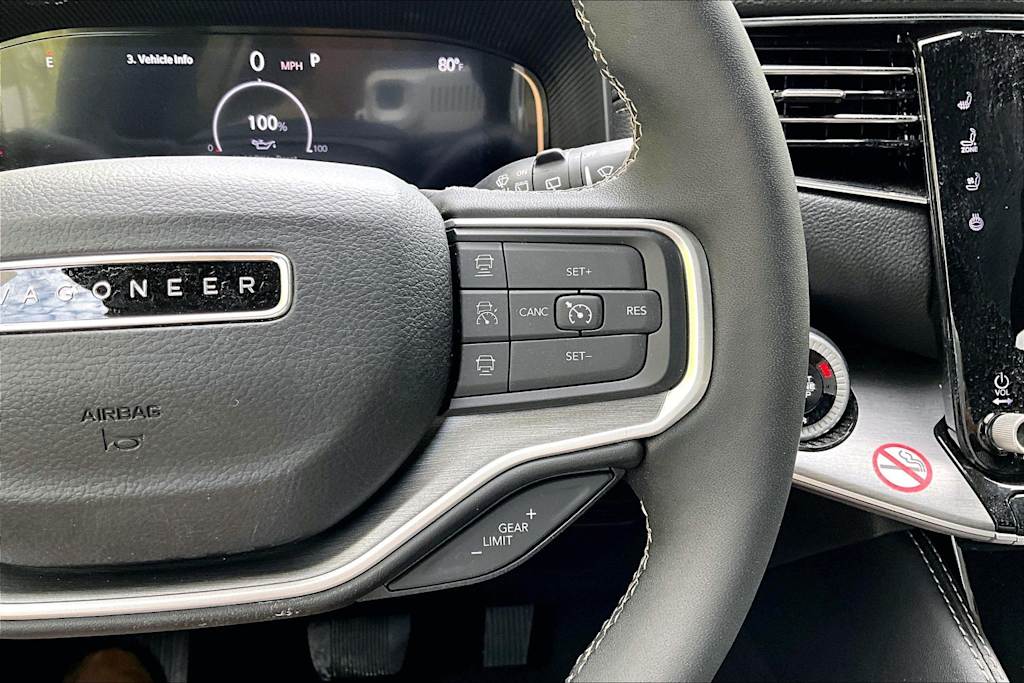 Thumbnail: 2025 Jeep Wagoneer - 25