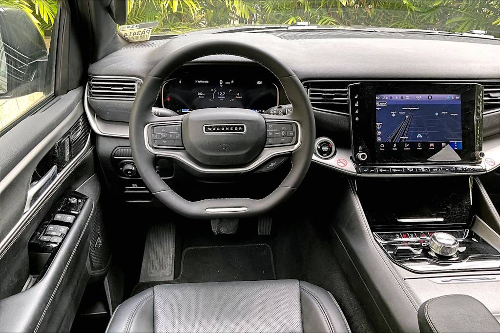 Thumbnail: 2025 Jeep Wagoneer - 14