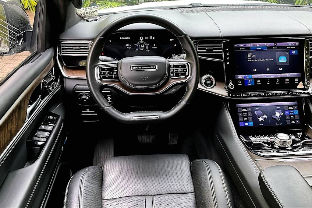 Thumbnail: 2023 Jeep Grand Wagoneer - 14
