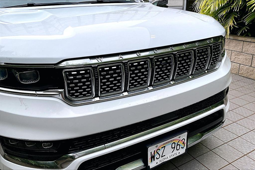 Thumbnail: 2023 Jeep Grand Wagoneer - 33
