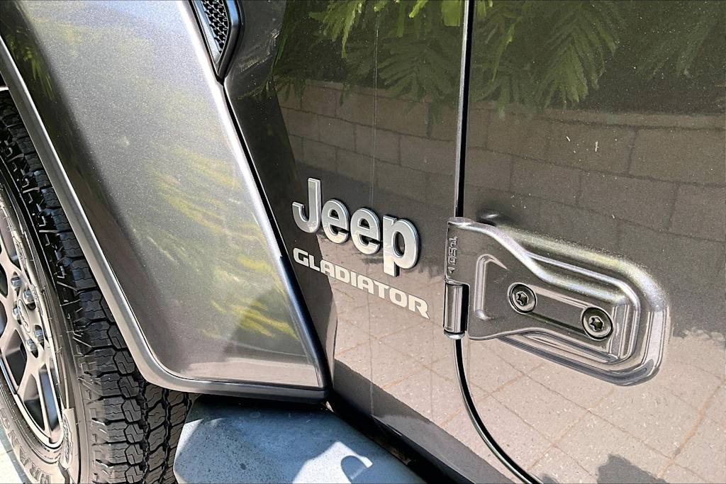 Thumbnail: 2021 Jeep Gladiator - 7