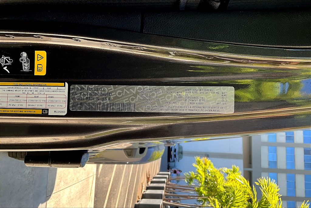 Thumbnail: 2021 Jeep Gladiator - 22