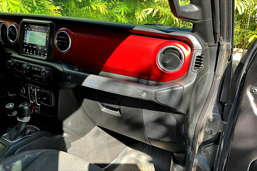 Thumbnail: 2021 Jeep Gladiator - 25