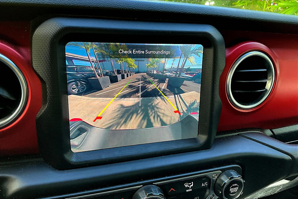 Thumbnail: 2021 Jeep Gladiator - 28