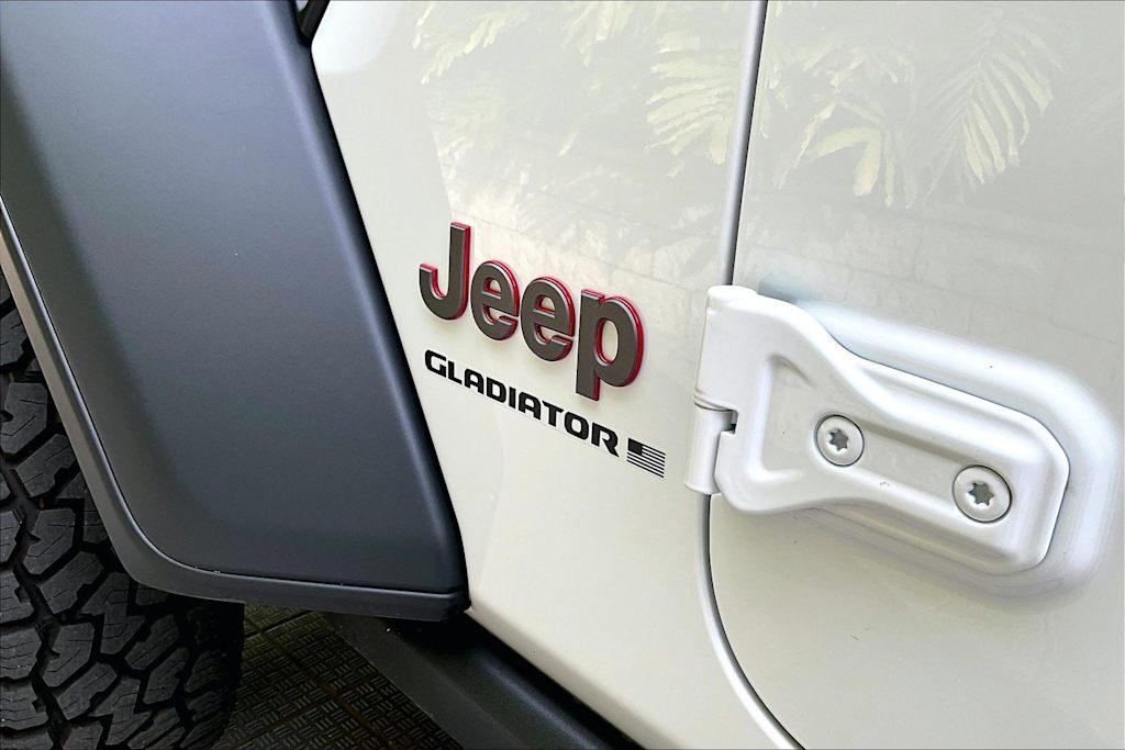 Thumbnail: 2026 Jeep Gladiator - 7
