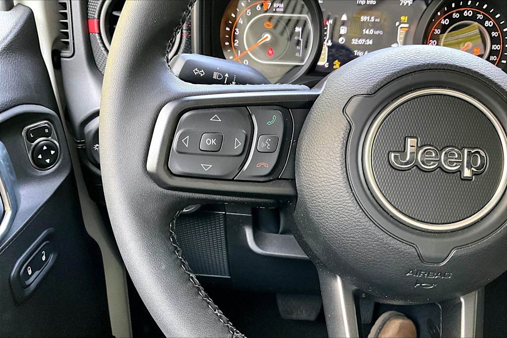 Thumbnail: 2026 Jeep Gladiator - 24