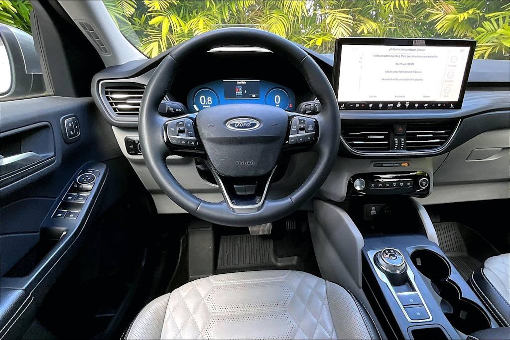 Thumbnail: 2023 Ford Escape - 14