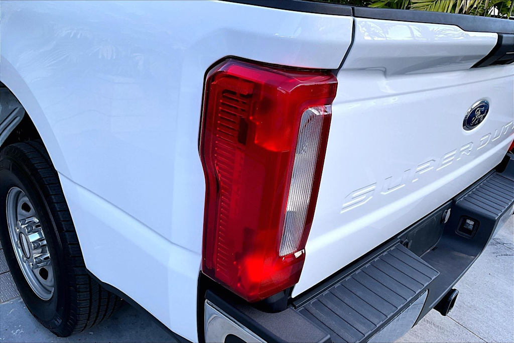 Thumbnail: 2024 Ford F-250 - 32