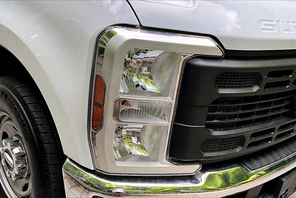 Thumbnail: 2024 Ford F-250 - 31