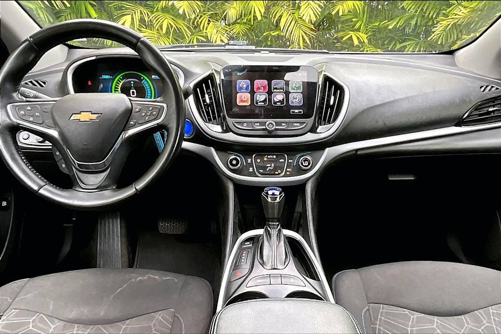 Thumbnail: 2017 Chevrolet Volt - 9