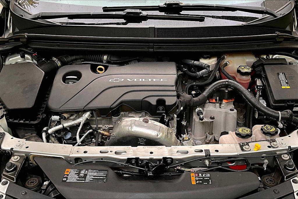Thumbnail: 2017 Chevrolet Volt - 8