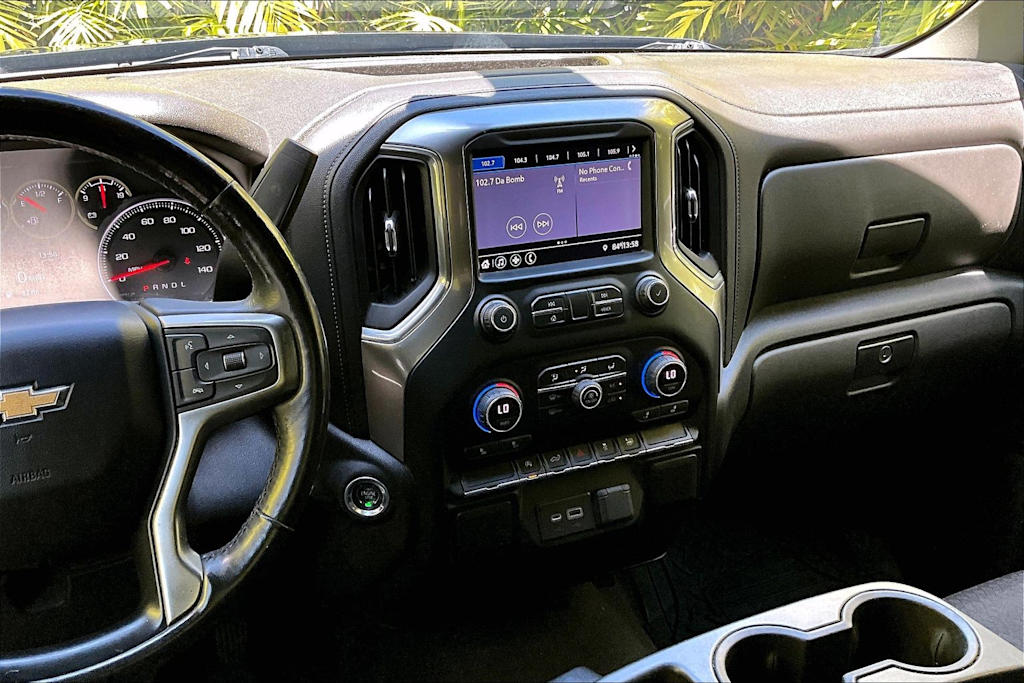 Thumbnail: 2021 Chevrolet Silverado 1500 - 16
