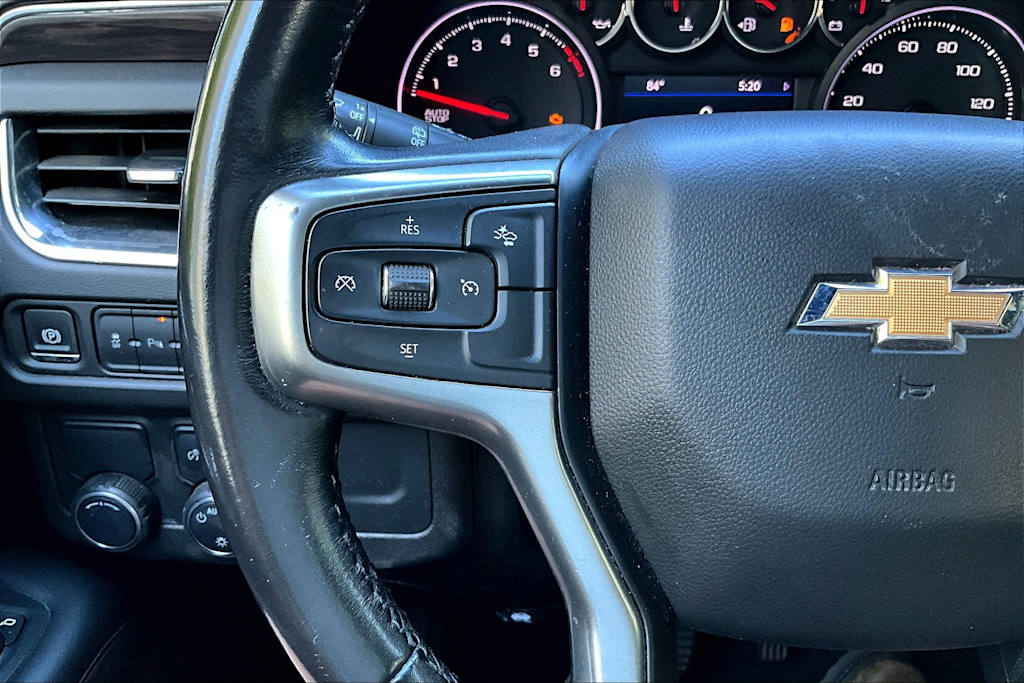 Thumbnail: 2021 Chevrolet Suburban - 24