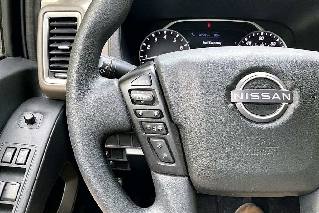 Thumbnail: 2022 Nissan Frontier - 25
