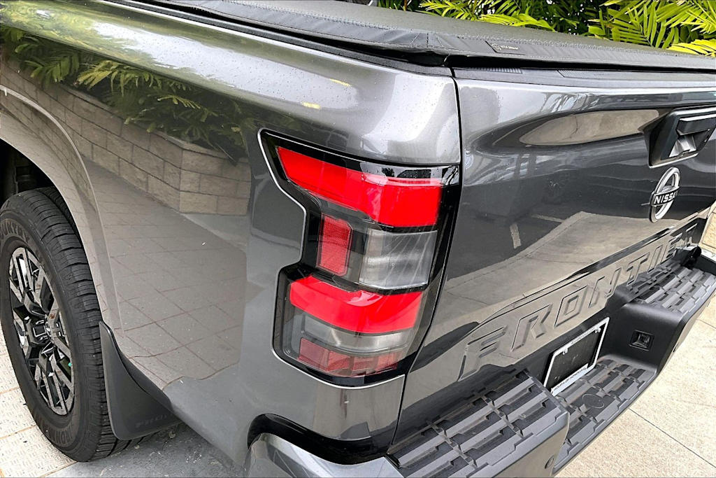 Thumbnail: 2022 Nissan Frontier - 32