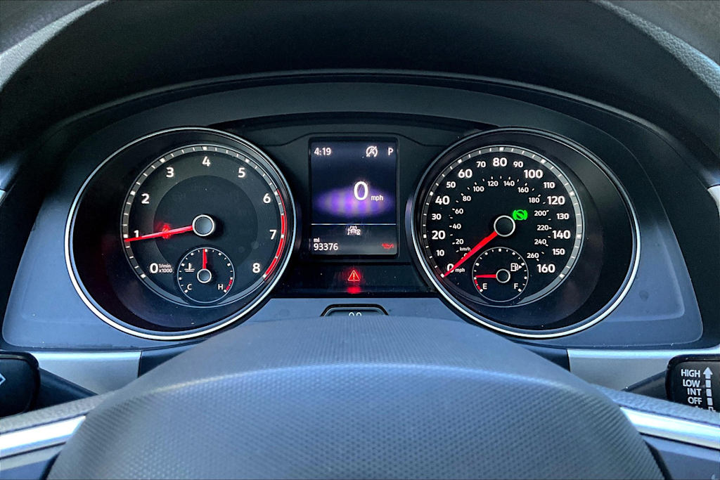 Thumbnail: 2021 Volkswagen Atlas - 18