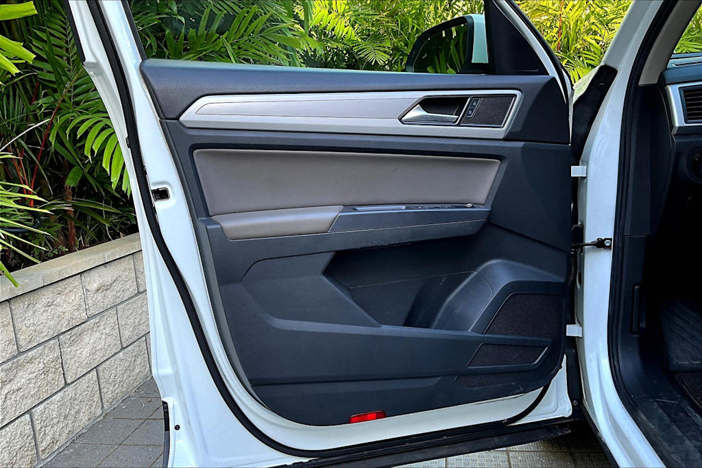 Thumbnail: 2021 Volkswagen Atlas - 27