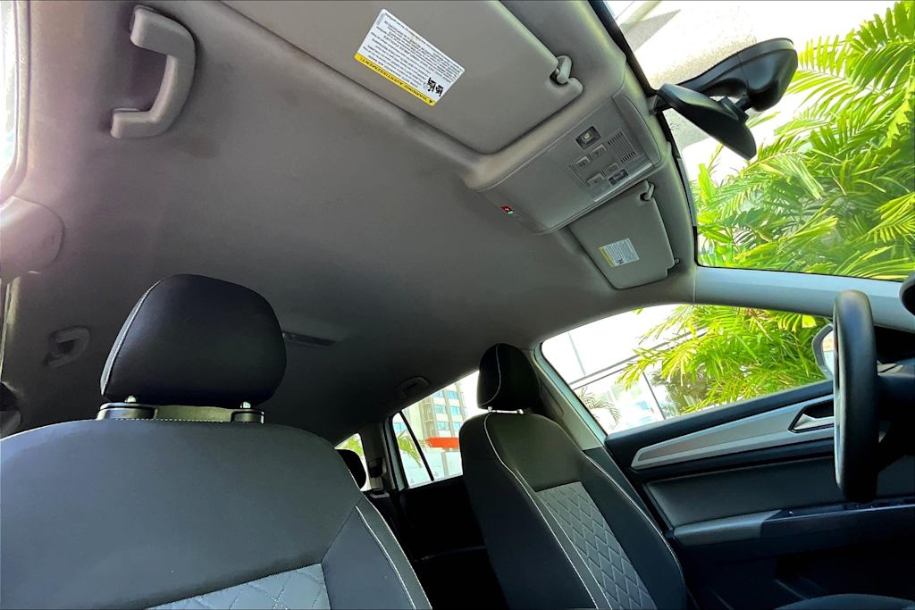 Thumbnail: 2021 Volkswagen Atlas - 30