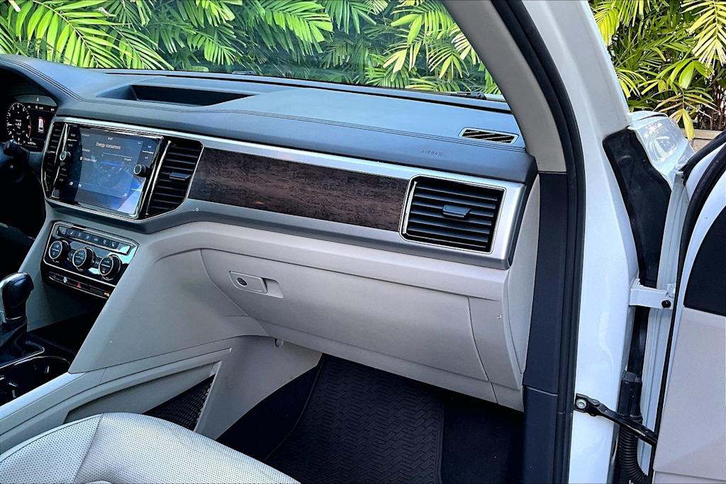 Thumbnail: 2018 Volkswagen Atlas - 24