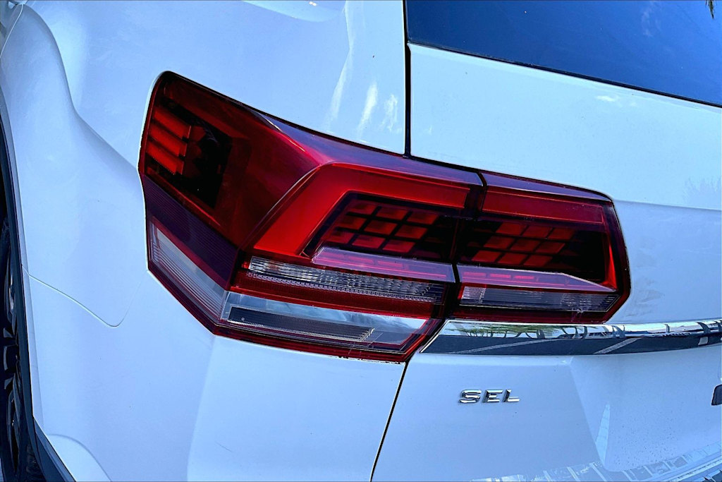 Thumbnail: 2018 Volkswagen Atlas - 32