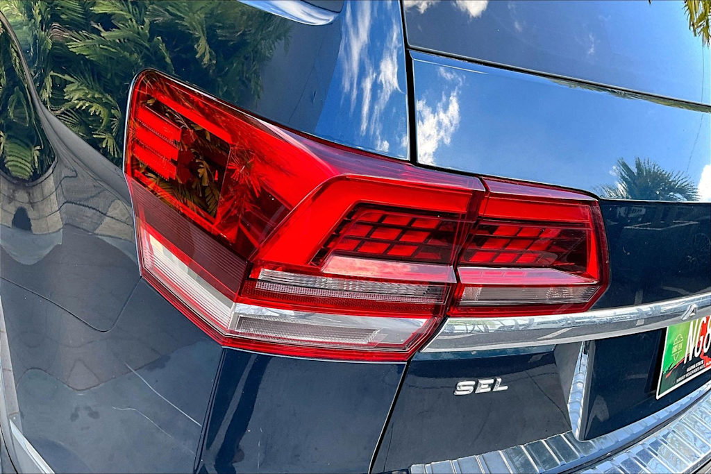 Thumbnail: 2018 Volkswagen Atlas - 32