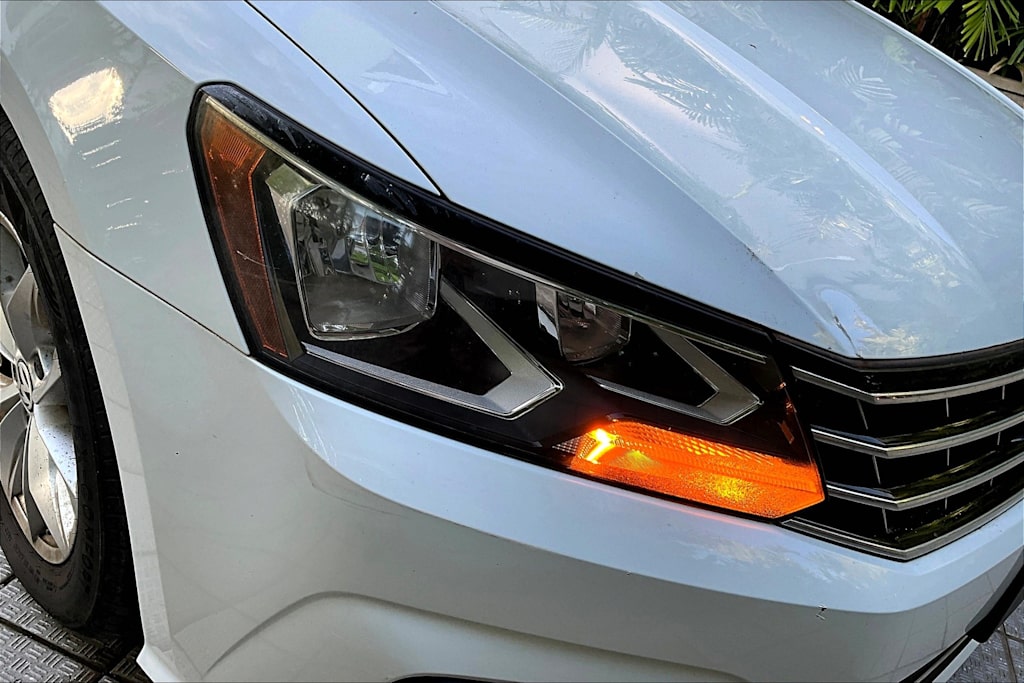 Thumbnail: 2017 Volkswagen Passat - 27