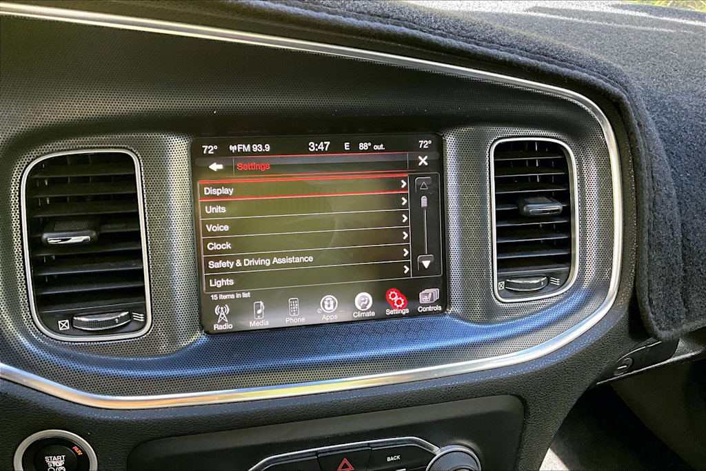 Thumbnail: 2016 Dodge Charger - 16