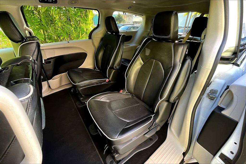 Thumbnail: 2022 Chrysler Pacifica - 13