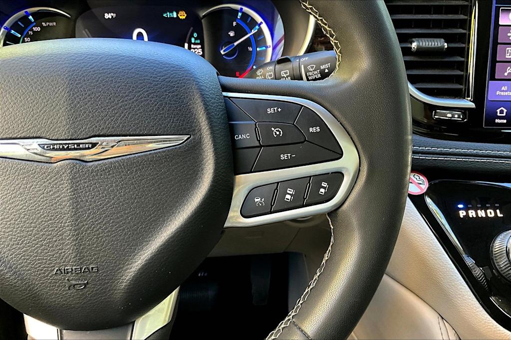 Thumbnail: 2022 Chrysler Pacifica - 26