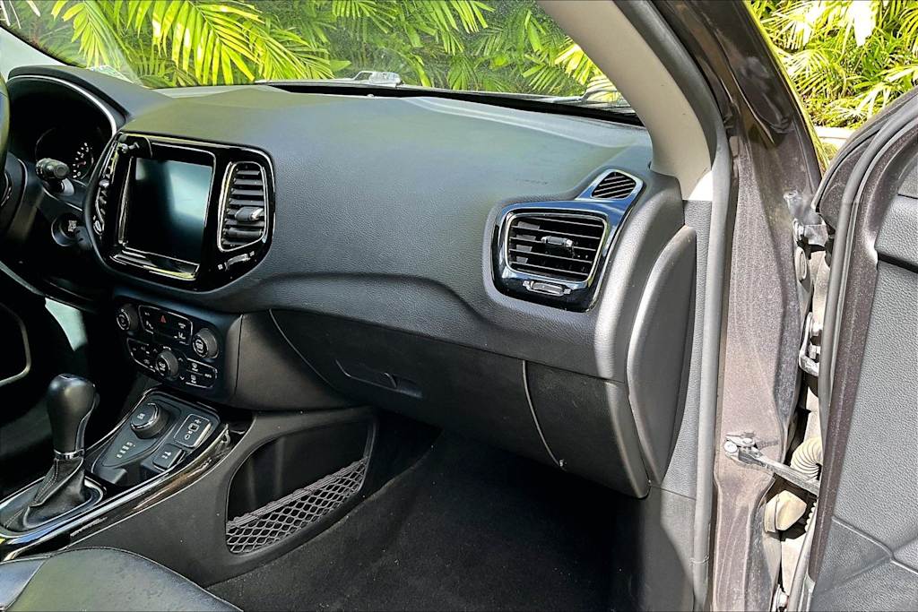 Thumbnail: 2021 Jeep Compass - 25
