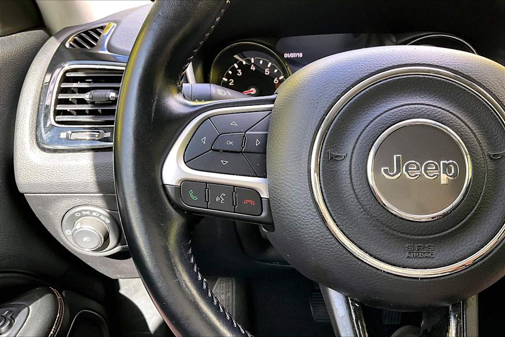 Thumbnail: 2021 Jeep Compass - 26