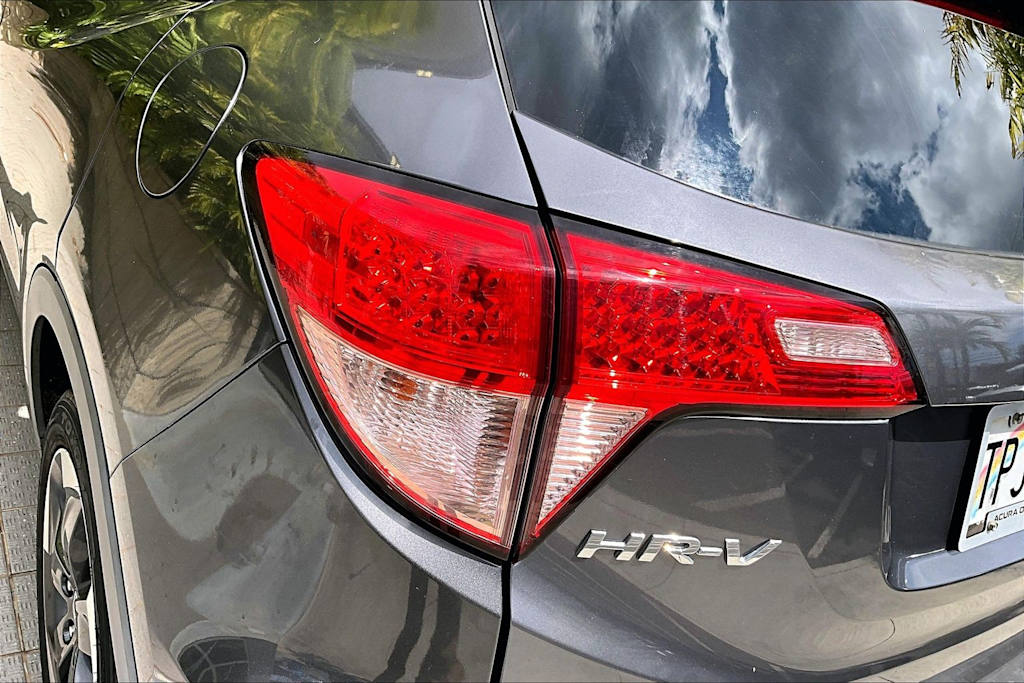 Thumbnail: 2018 Honda HR-V - 32