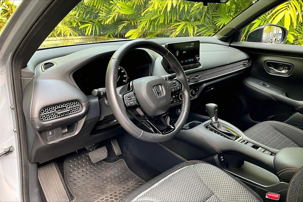 Thumbnail: 2025 Honda HR-V - 2