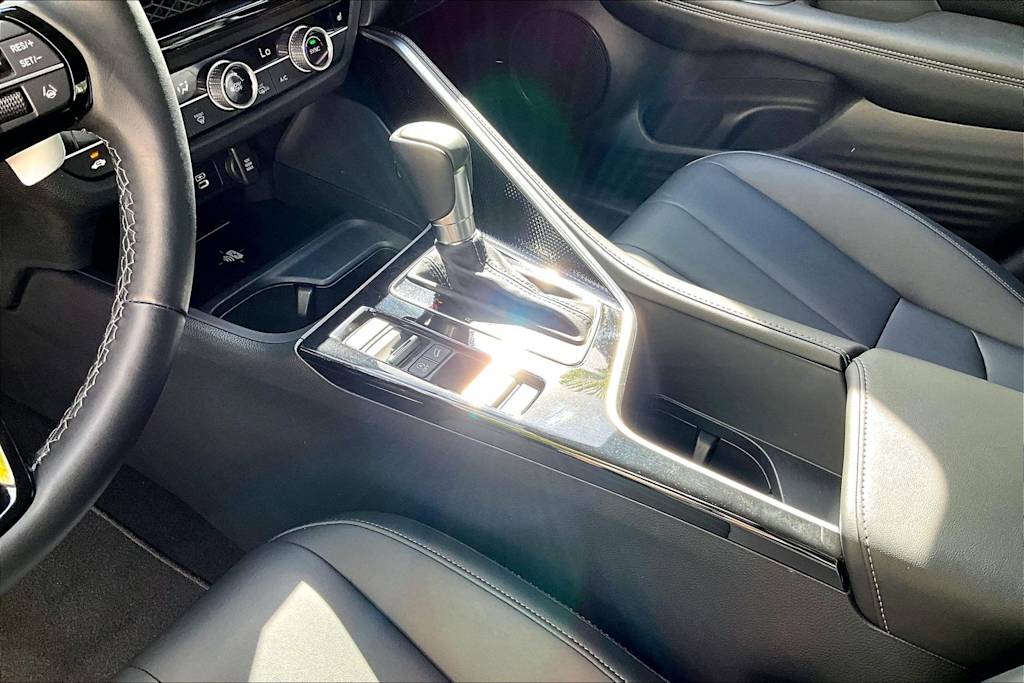 Thumbnail: 2025 Acura ADX - 16