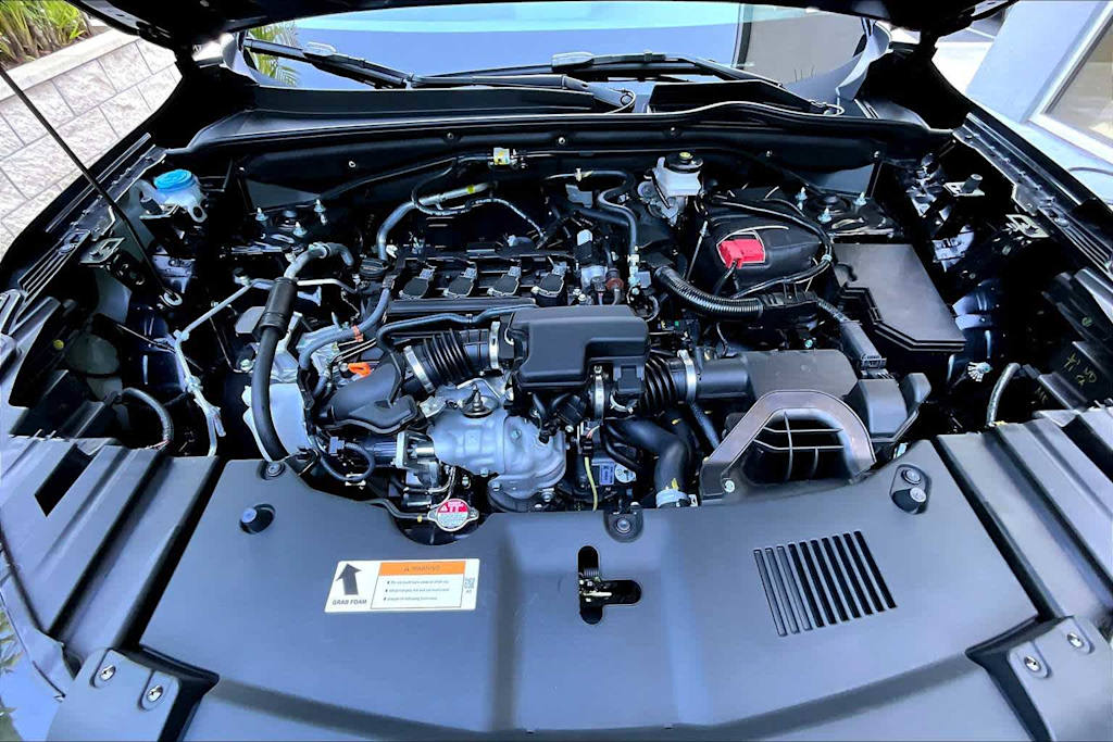 Thumbnail: 2025 Acura ADX - 9