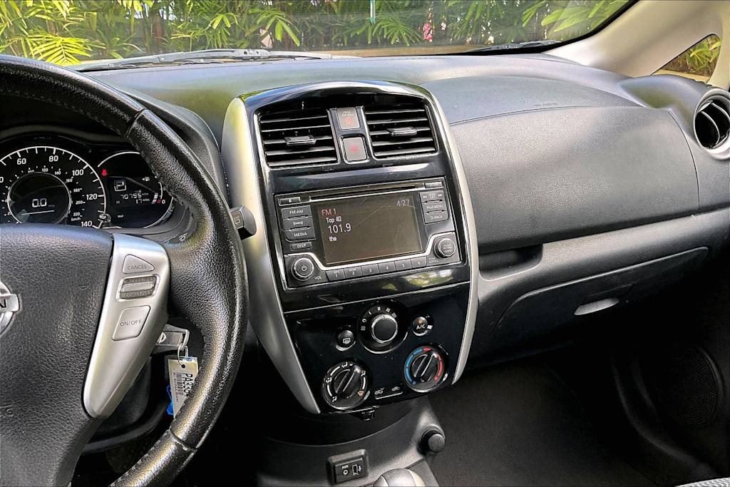 Thumbnail: 2018 Nissan Versa Note - 15