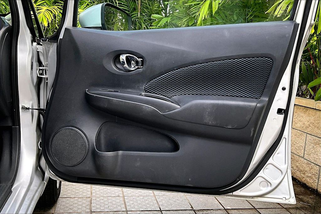 Thumbnail: 2018 Nissan Versa Note - 28